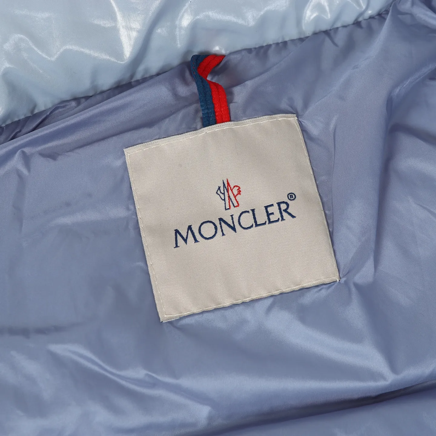 Moner 25 Glareins longue saison ， ， 。 。 90 ， 。 Classic ， ， 。 ， 。 N ， ， 。 ， / 。 YKK 、 、 、 。 ， 。 ， ， ：Blue/Red/Beige/Black size：1 2 3 4